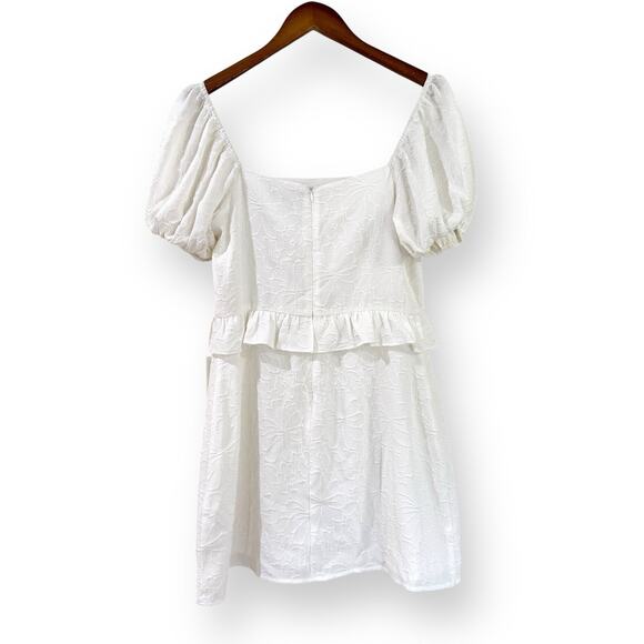 Lulus Striking Beauty White Floral Jacquard Puff Sleeve Mini Dress Size Large - Picture 8 of 11